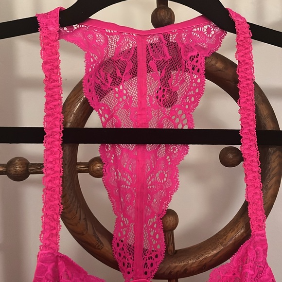 Victoria's Secret Pink Lace Bralette - Picture 2 of 7